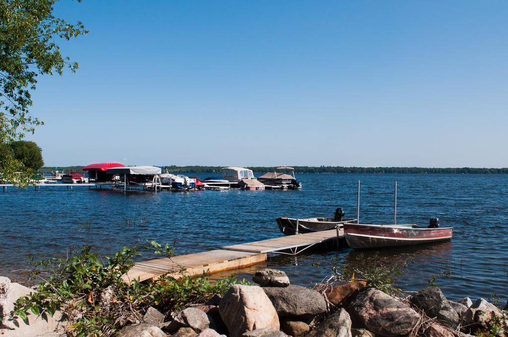 Mccreary'S Beach Resort パース エクステリア 写真