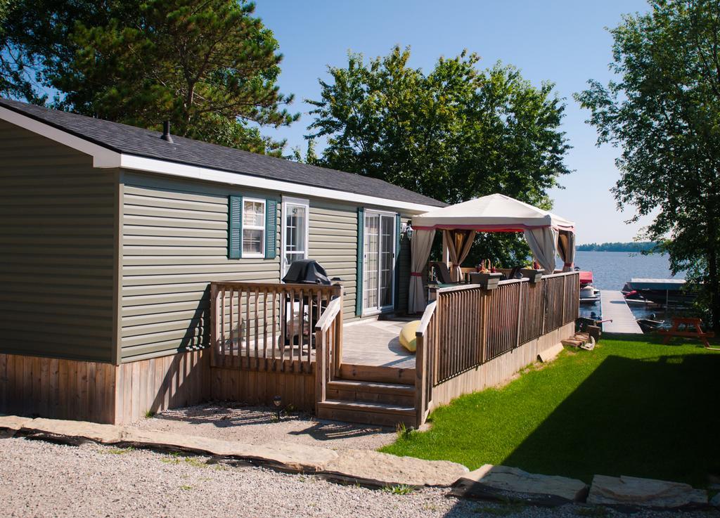 Mccreary'S Beach Resort パース エクステリア 写真